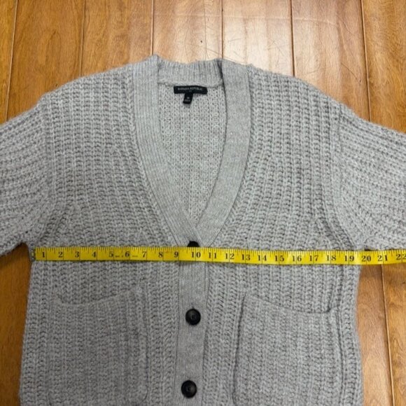 Banana Republic Womens Chunky Knit Wool Blend Cardigan Size M Preppy Academia - Picture 9 of 10